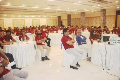 Annual Program 31
