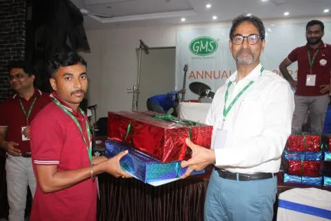Annual Program 32